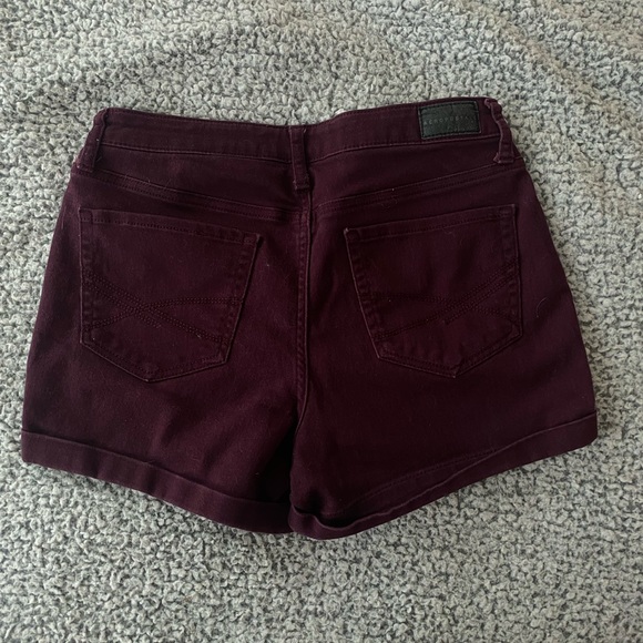Aéropostale Seriously Stretchy High-Rise Denim Midi Shorts — size 6 - Picture 2 of 2